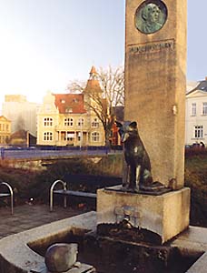 Das John-Brinckman-Denkmal Das John-Brinckman-Denkmal